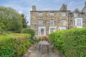 Dolgellau Townhouse 2 Minutes to Town & Mountains